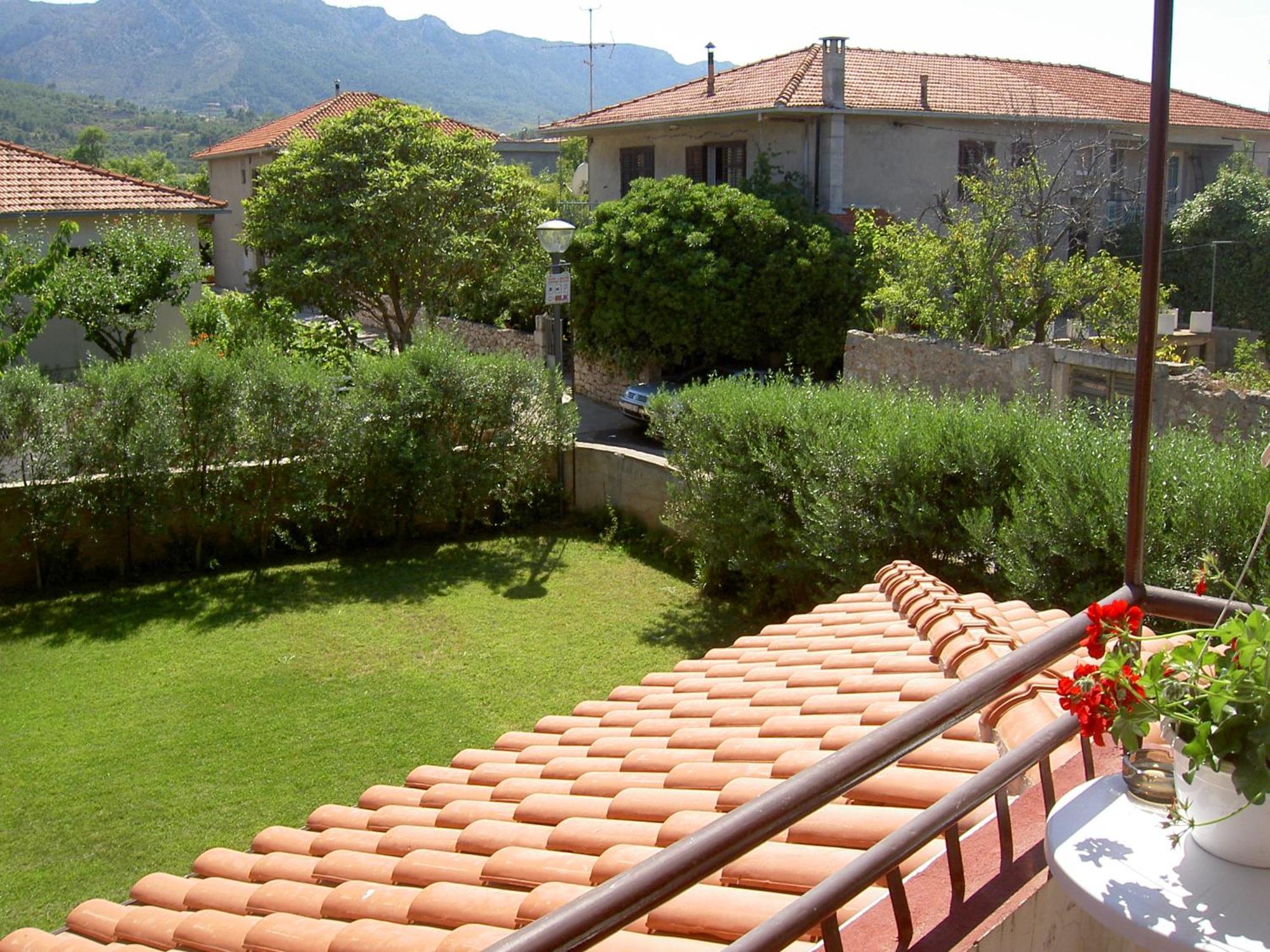 Hvar Guesthouse - Double Bedroom With Private Bathroom Jelsa  Exterior foto